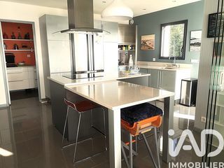  Villa � vendre 7 pi�ces 211 m�