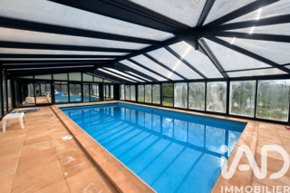  Villa � vendre 8 pi�ces 360 m�