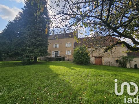   Vente Demeure 6 pi�ces Maison - 6 pi�ce(s) - 213 m�