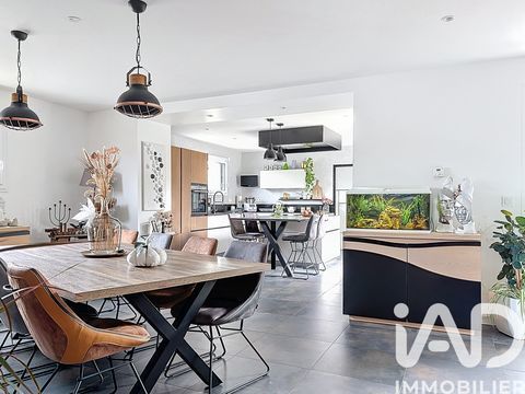   Vente Maison/villa 6 pi�ces Maison - 6 pi�ce(s) - 157 m�