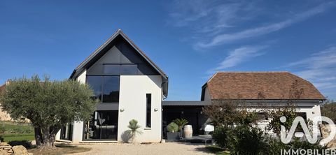   Vente Maison d'architecte 6 pi�ces Villa - 6 pi�ce(s) - 227 m�