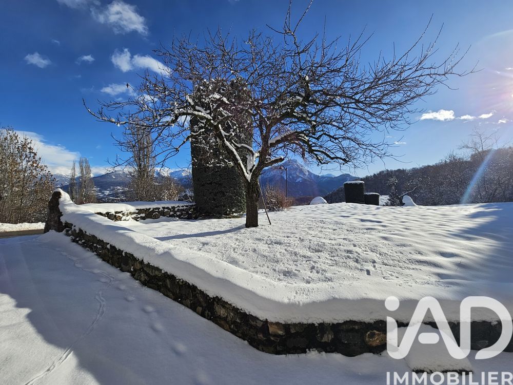 � vendre  Villa Savines-le-Lac (05160)