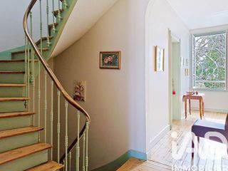  Maison � vendre 9 pi�ces 321 m�