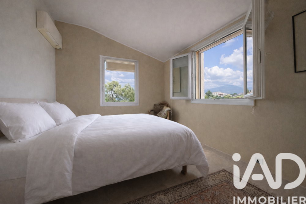 � vendre  Maison Colomars (06670)