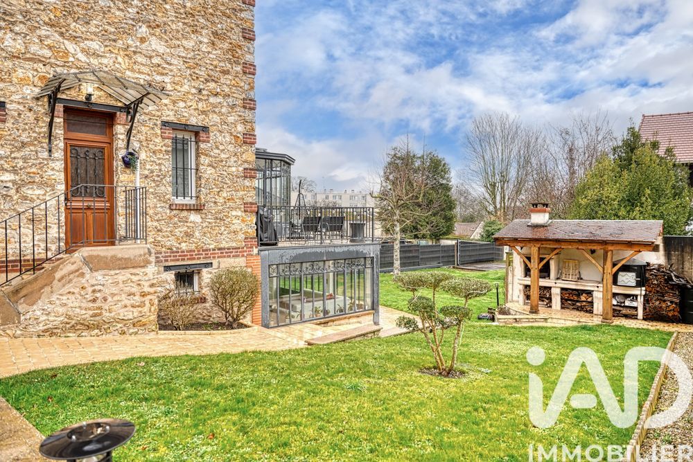 � vendre  Maison �couen (95440)