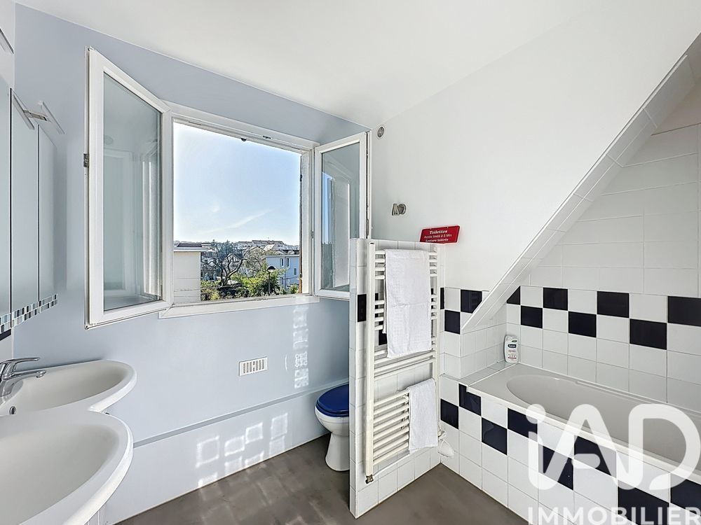 � vendre  Maison Rueil-Malmaison (92500)