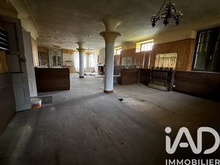  Immeuble � vendre 261 m�