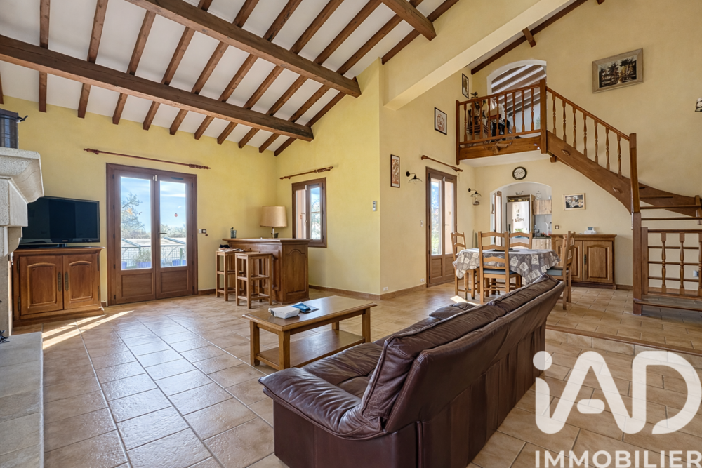 � vendre  Maison Saint-Martin-de-Crau (13310)