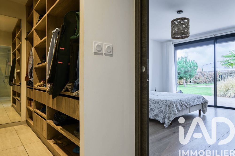 � vendre  Villa Camphin-en-P�v�le (59780)