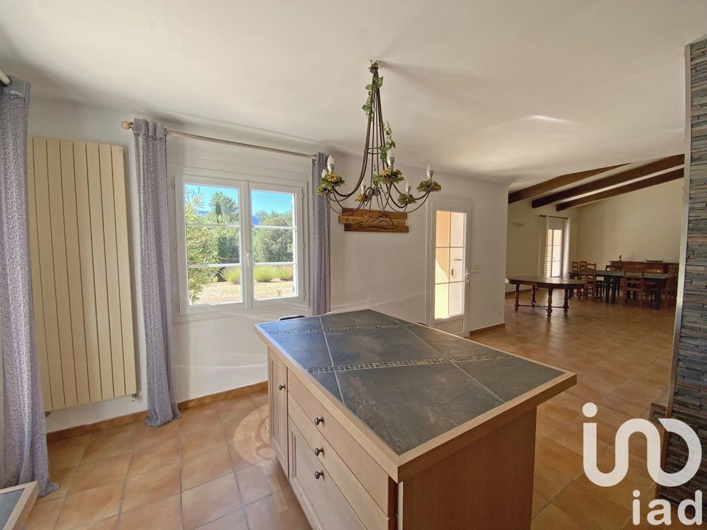 � vendre  Maison Pourri�res (83910)