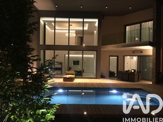  Villa � vendre 6 pi�ces 270 m�