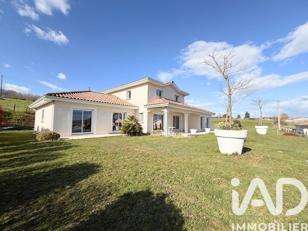� vendre  Villa Bourgoin-Jallieu (38300)