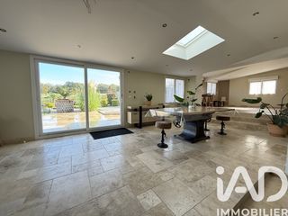  Maison � vendre 8 pi�ces 254 m�