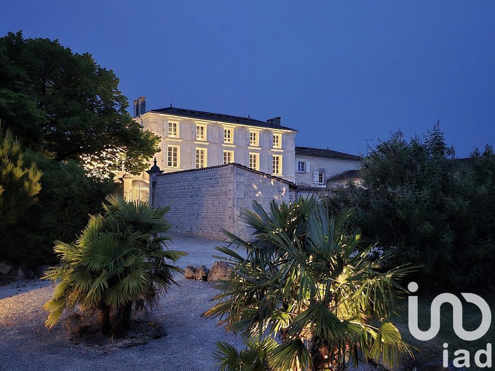 � vendre  Maison Jarnac (16200)