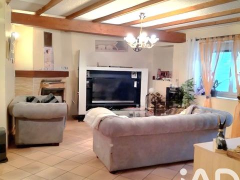   Vente Maison/villa 6 pi�ces Maison - 6 pi�ce(s) - 137 m�