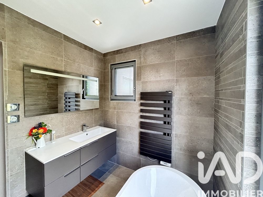 � vendre  Villa La Tronche (38700)