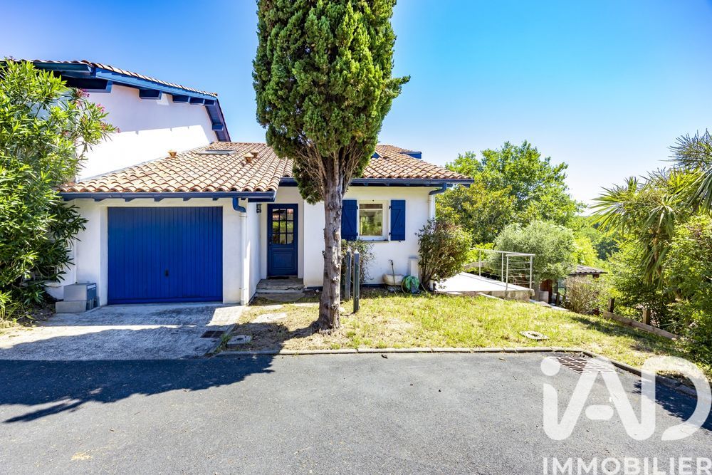 � vendre  Maison Bassussarry (64200)