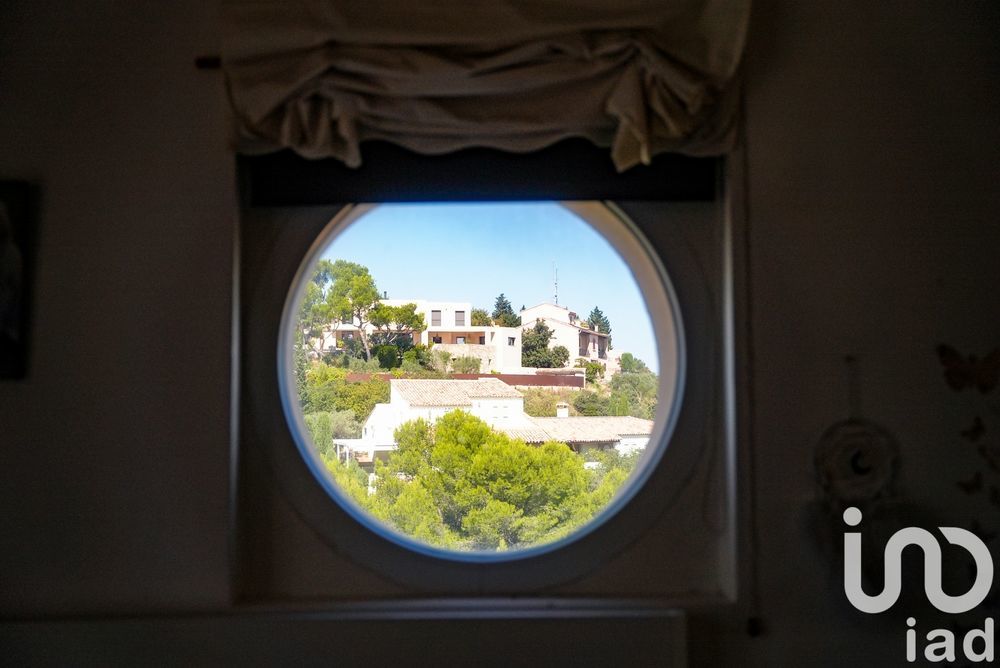 � vendre  Villa Villeneuve-l�s-Avignon (30400)