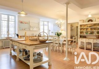  Maison � vendre 10 pi�ces 271 m�