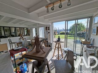  Maison � vendre 8 pi�ces 243 m�