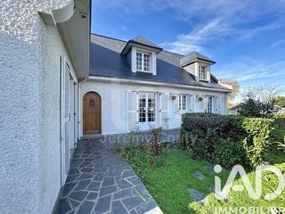  Maison � vendre 9 pi�ces 239 m�