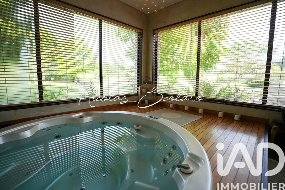 � vendre  Maison Cheval-Blanc (84460)