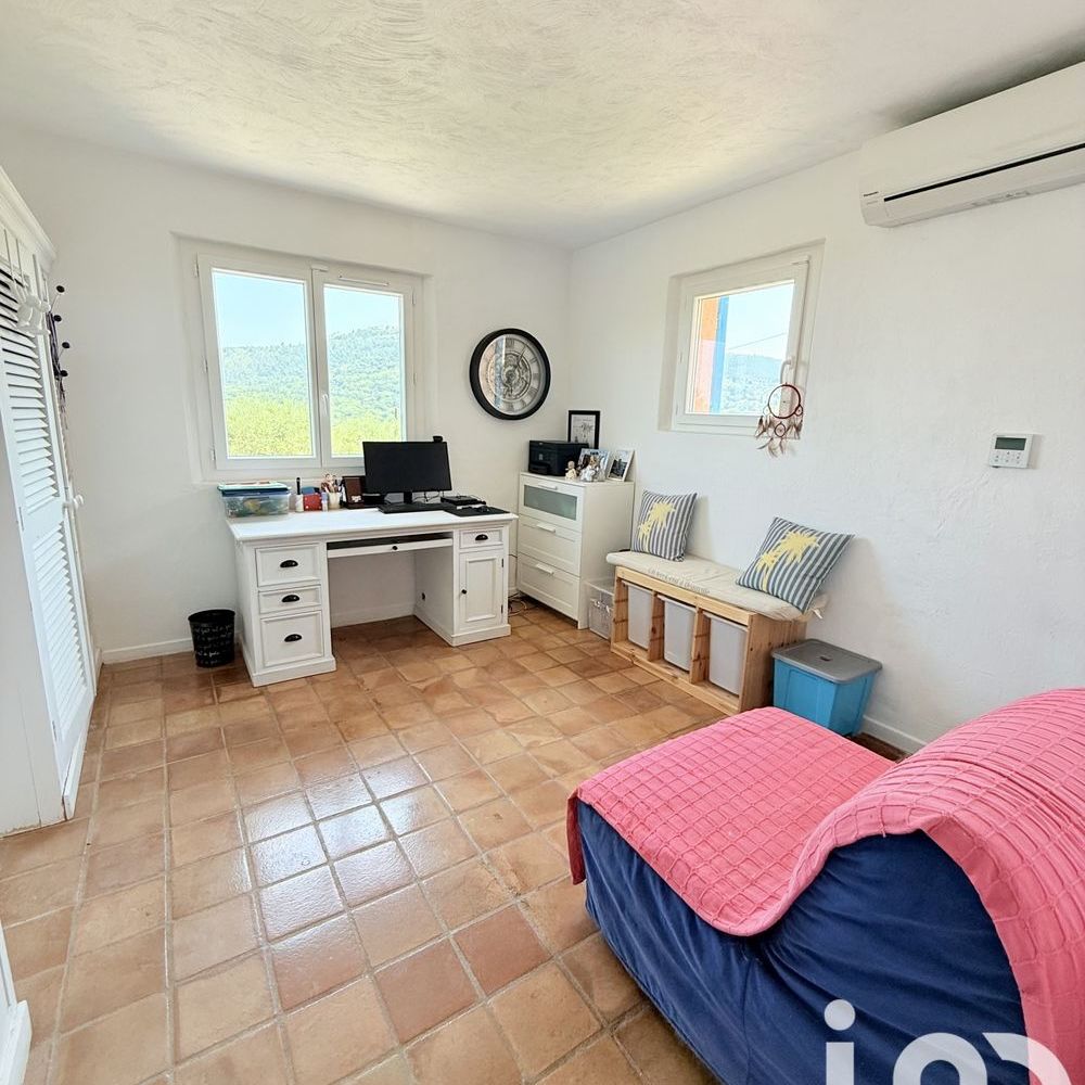 � vendre  Maison Les Adrets-de-l'Est�rel (83600)