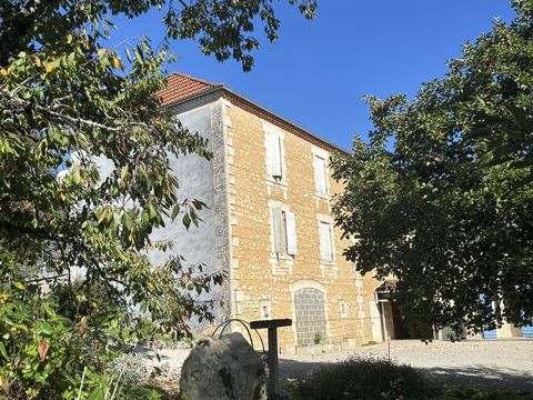   Vente Maison de village 5 pi�ces Maison - 5 pi�ce(s) - 110 m�