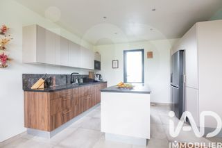  Maison � vendre 6 pi�ces 198 m�