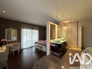  Maison � vendre 7 pi�ces 225 m�