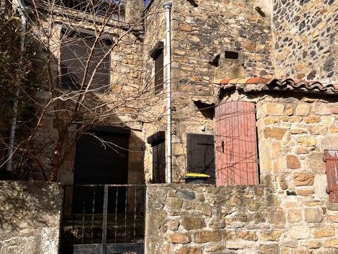   Vente Maison de village 4 pi�ces Maison - 4 pi�ce(s) - 110 m�