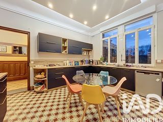  Maison � vendre 10 pi�ces 260 m�