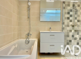  Appartement � vendre 3 pi�ces 220 m�