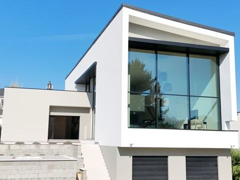   Vente Maison d'architecte 5 pi�ces Villa - 5 pi�ce(s) - 282 m�