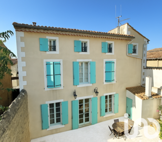  Maison � vendre 10 pi�ces 318 m�