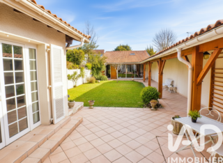  Maison � vendre 10 pi�ces 240 m�