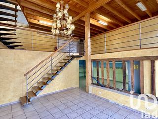  Immeuble � vendre 160 m�