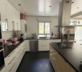  Maison � vendre 8 pi�ces 180 m�