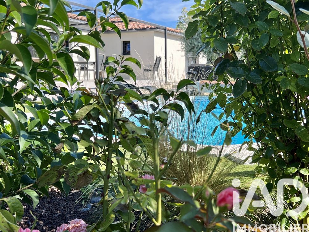 � vendre  Maison Saint-Zacharie (83640)