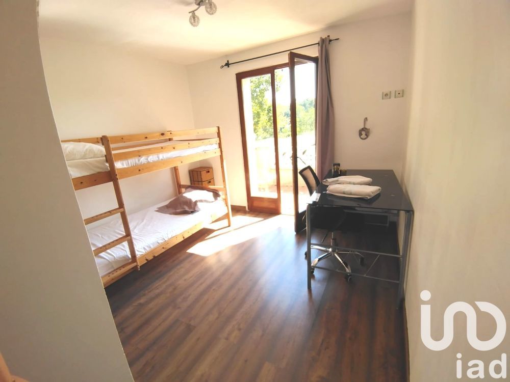 � vendre  Maison Saint-Paul-en-For�t (83440)