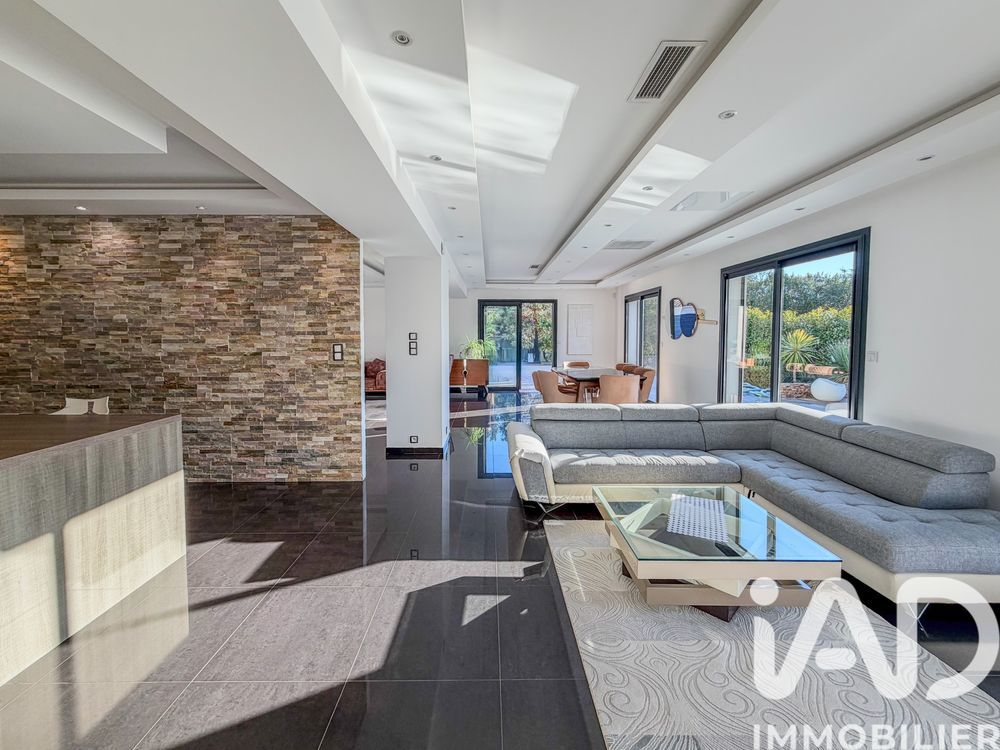 � vendre  Maison Roquebrune-sur-Argens (83520)