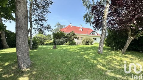   Vente Maison d'architecte 8 pi�ces Villa - 8 pi�ce(s) - 275 m�