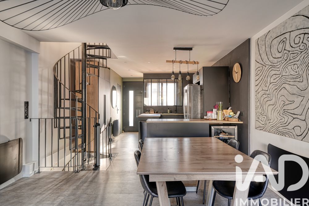 � vendre  Villa Nanterre (92000)