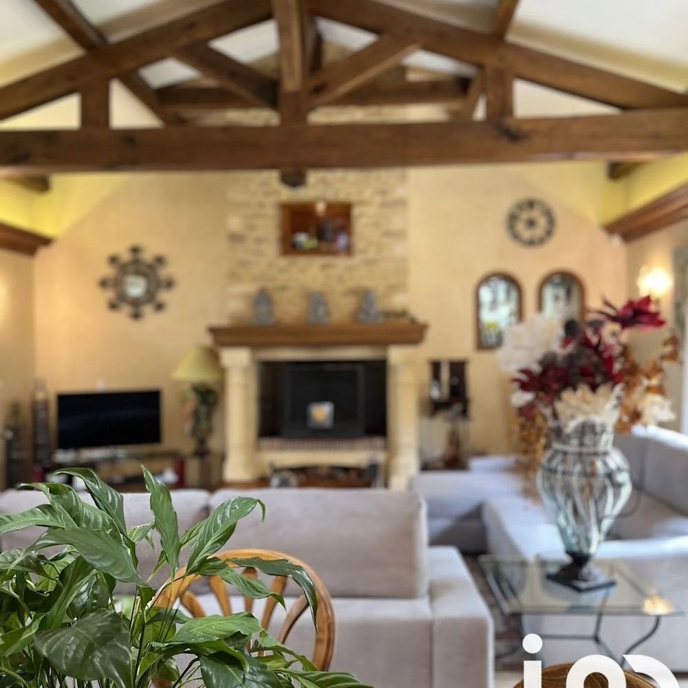 � vendre  Maison Marcillac-Saint-Quentin (24200)