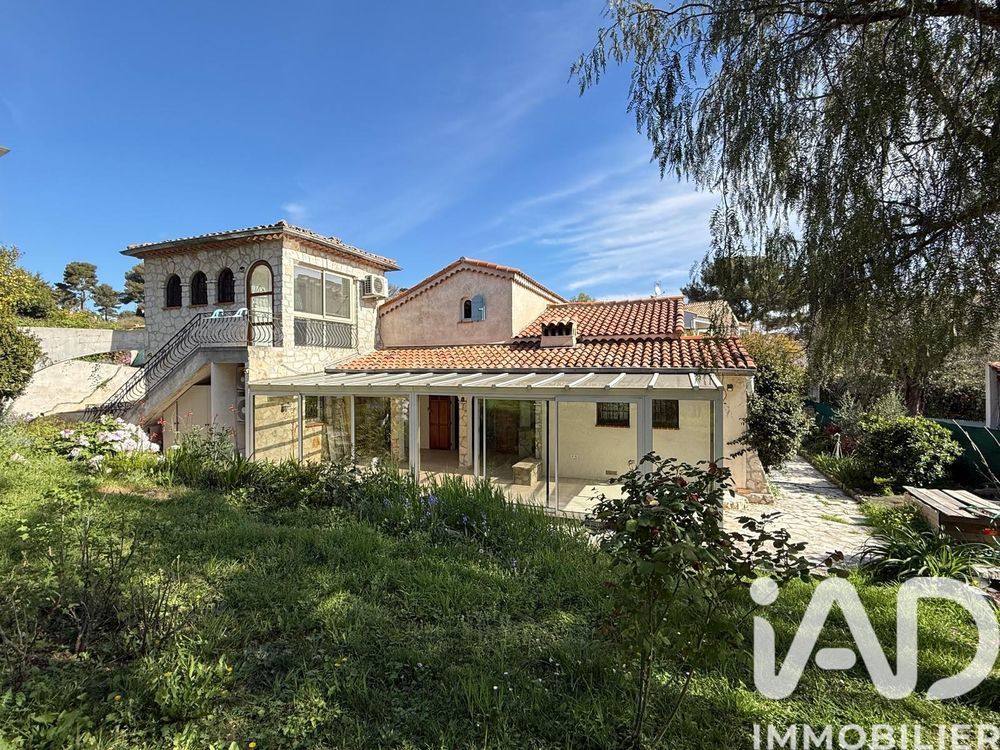 � vendre  Maison Cagnes-sur-Mer (06800)