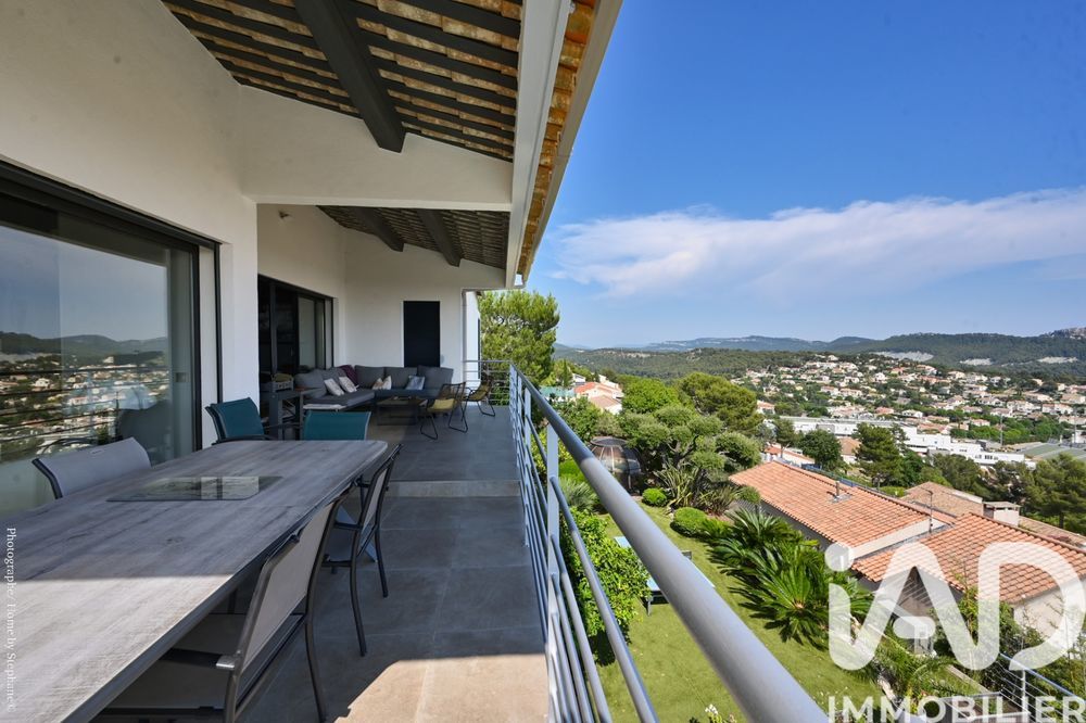� vendre  Villa Carnoux-en-Provence (13470)