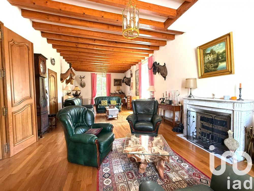 � vendre  Maison Sainte-Montaine (18700)