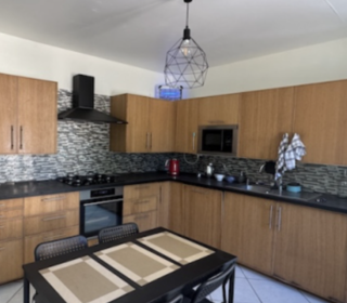  Maison � vendre 9 pi�ces 370 m�