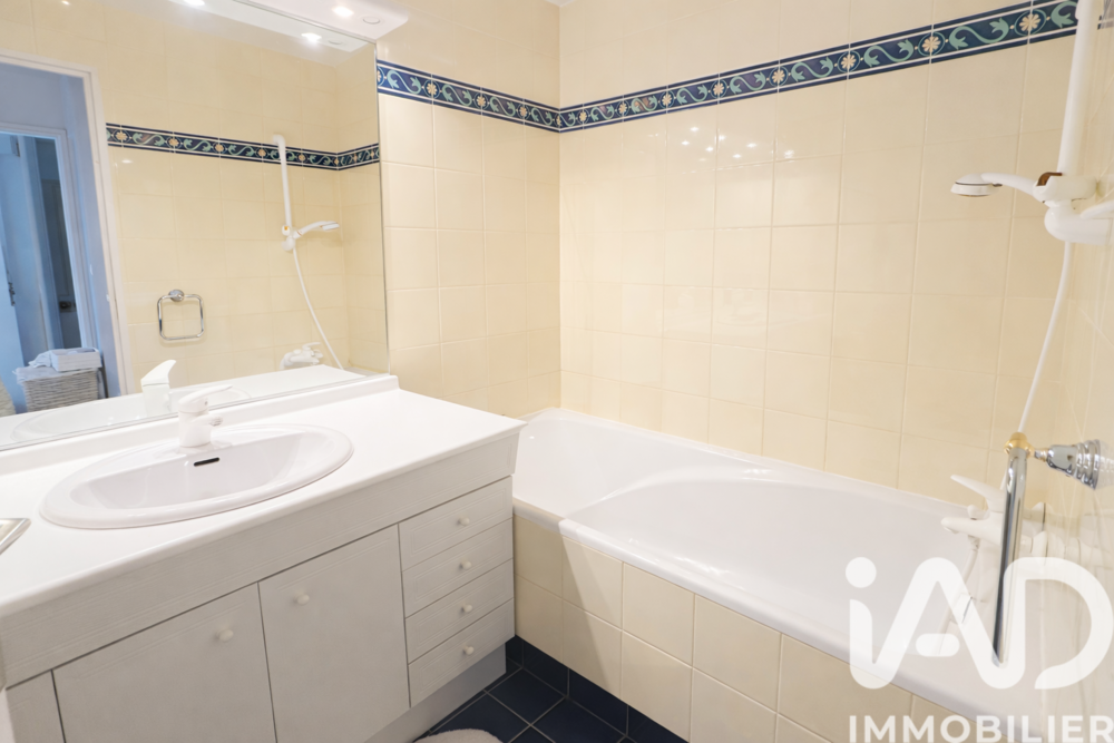 � vendre  Appartement Courbevoie (92400)