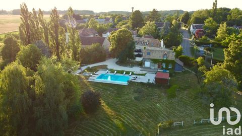   Vente Domaine 14 pi�ces Maison - 14 pi�ce(s) - 444 m�